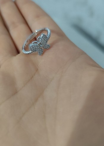 Kadın Beyaz Payetli Kelebek Yüzük - Görsel 3