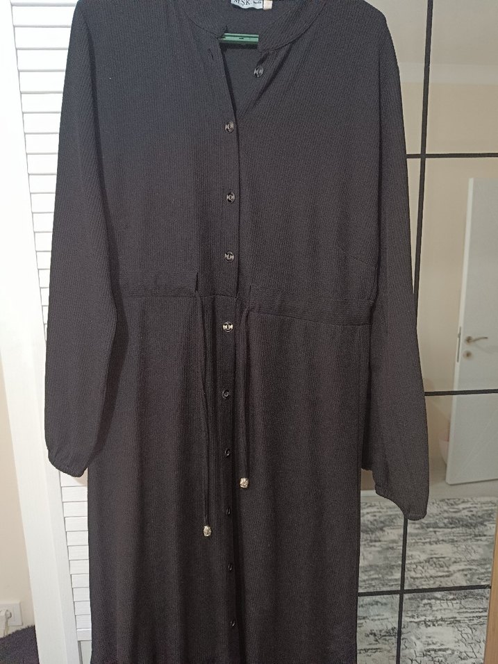 Uzun Kollu Siyah Düğmeli Keten Elbise - Görsel 2