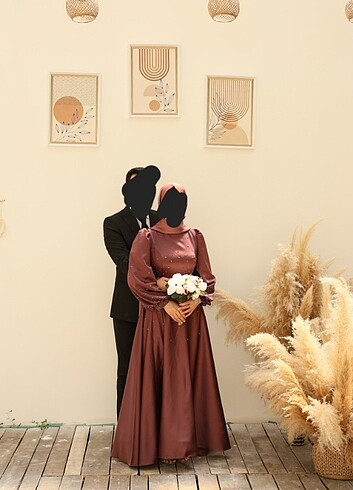 Abiye Modazehrada Hennin Abiye