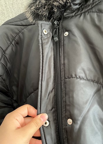 38 Beden Siyah Kürklü Kadın Kışlık Mont