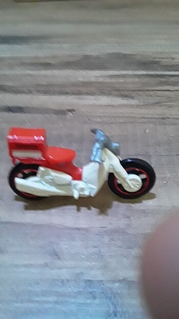  Beden Renk Hotwheels motorbisiklet