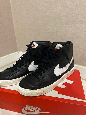 Nike Blazer
