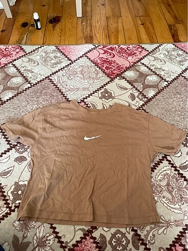 Nike tshirt