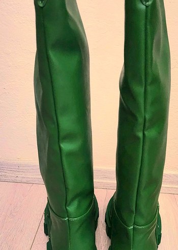 2026 nın Moda Rengi Yeşil Çizme - Görsel 9