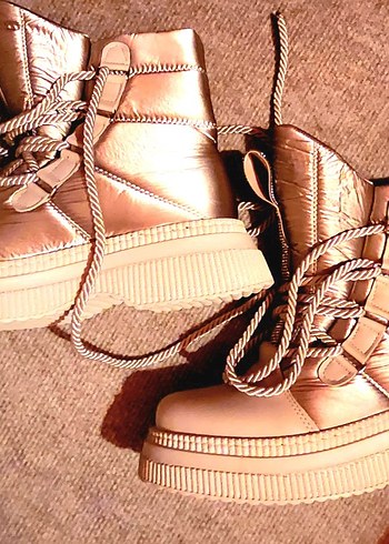 Taşlı Lame Bej rengi Kalın Taban Bot - Görsel 2