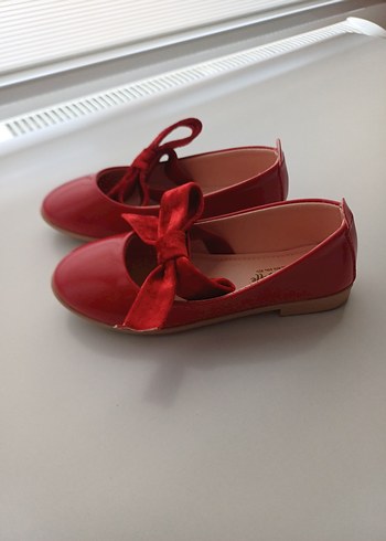 Kız Çocuk Kırmızı Fiyonk Detaylı Babet - Görsel 2