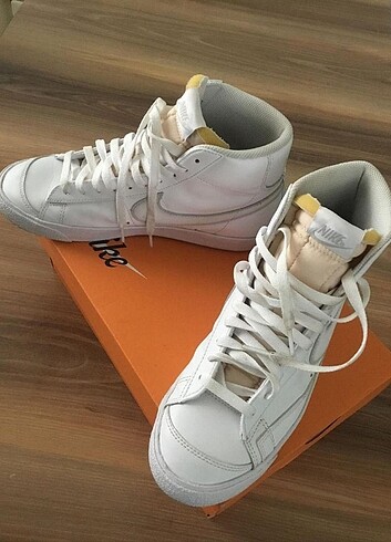 Nike blazer mid '77
