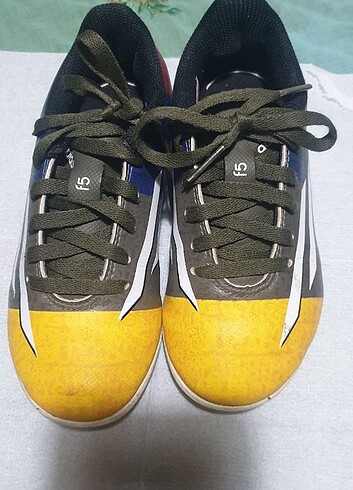 29 Beden Orijinal Adidas çocuk ayakkabısı 