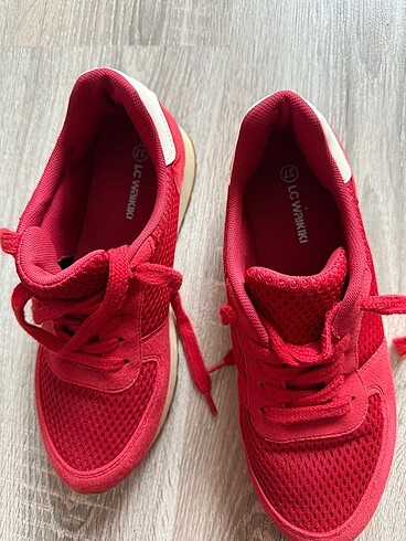 LC Waikiki Kırmızı spor ayakkabı