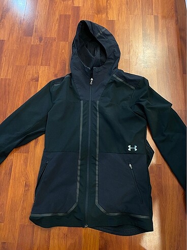 UNDER ARMOUR ORJİNAL YAGMURLUK HIRKA