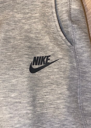 Nike Tech Gri Erkek Eşofman Altı - Görsel 2