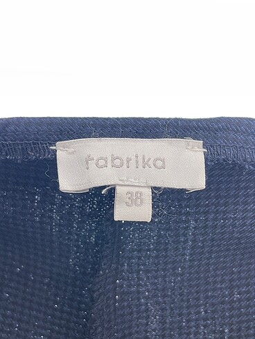 38 Beden lacivert Renk Fabrika Düz Kesim %70 İndirimli.