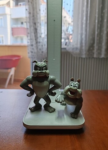 TOM VE JERRY KÖPEĞİ