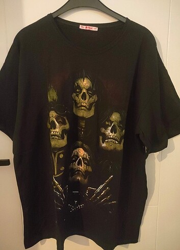 Kurukafa Gotik Ön Arka Baskılı Tshirt 