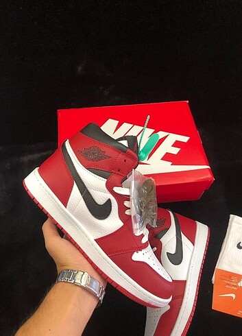 43 Beden Nike Air Jordan 1 Chicago