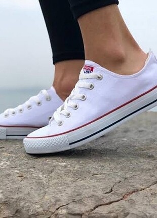 37 Beden beyaz Renk Converse Spor Ayakkabı