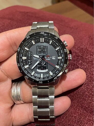 Casio Edifice saat
