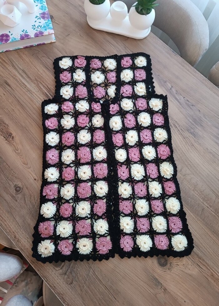 Motifli yelek  - Görsel 3