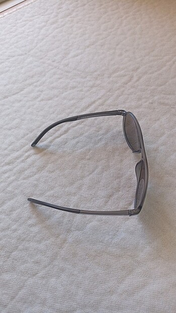 Kaliteli sıfır güneş gözlüğü - Görsel 2