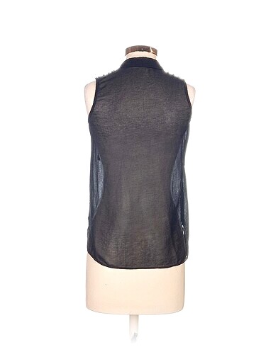 s Beden Bershka Bluz %70 İndirimli.