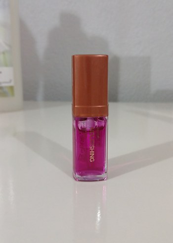 Pembe Renkli Parlak Dudak Parlatıcısı - Görsel 2