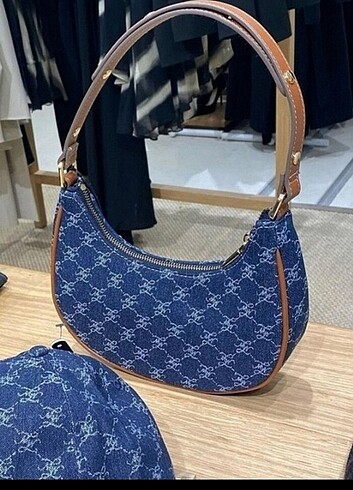 MANGO ÇABUK TÜKENEN, ÇOK SATAN MODELİ