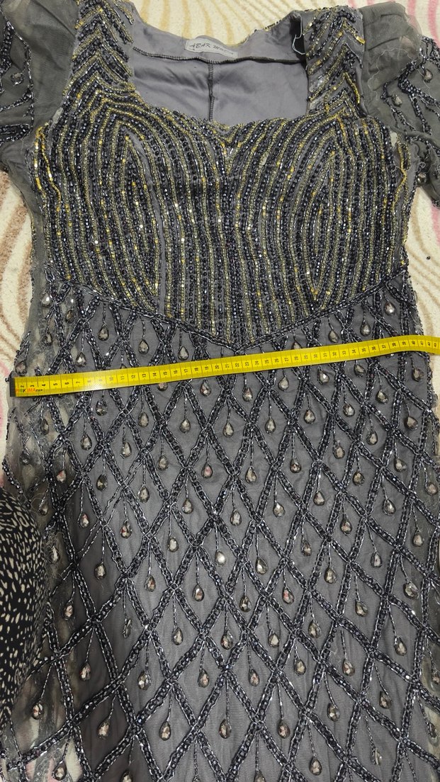 Boncuk İşlemeli Gri Uzun Abiye Elbise - Görsel 4