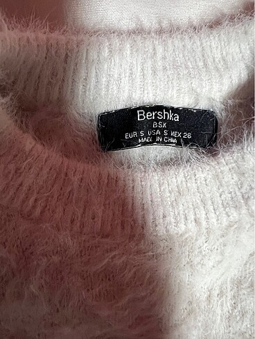 s Beden beyaz Renk Yumuşak tüylü, boncuklu bershka kazak