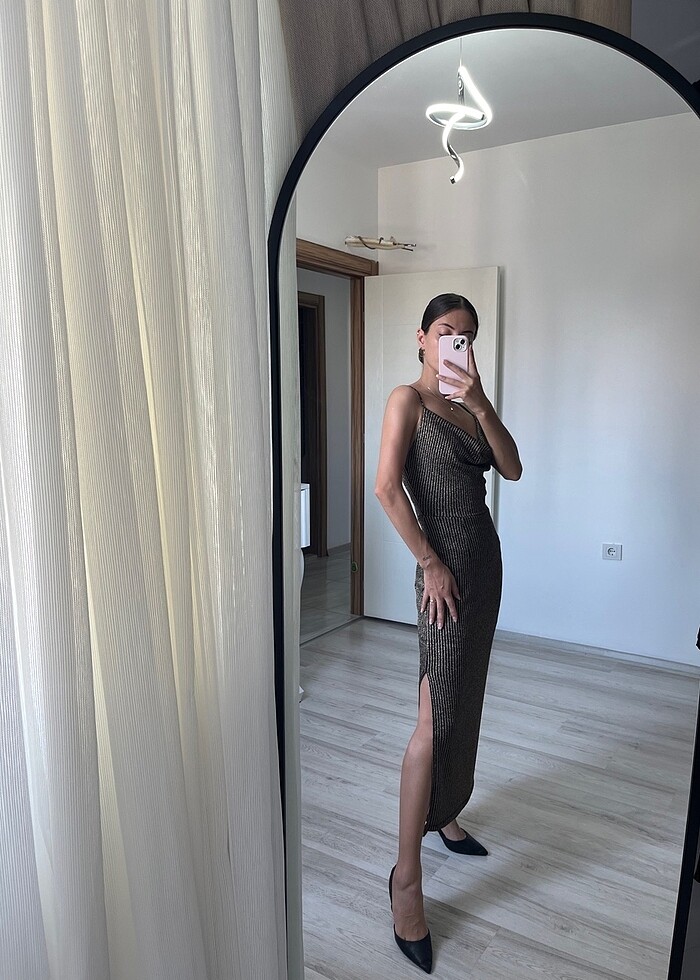 Şık Gece Elbisesi - Görsel 2