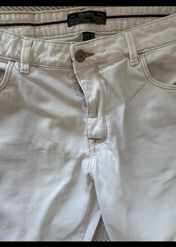 Bershka Beyaz Erkek Denim Mini Şort