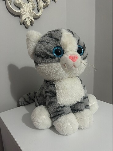 Peluş Kedi