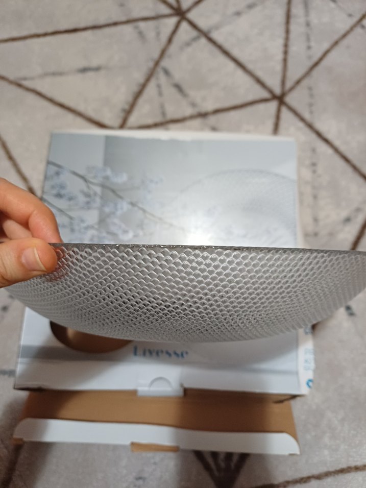 Livesse Beyaz Modern Klasik Desenli Tabak Seti - Görsel 3