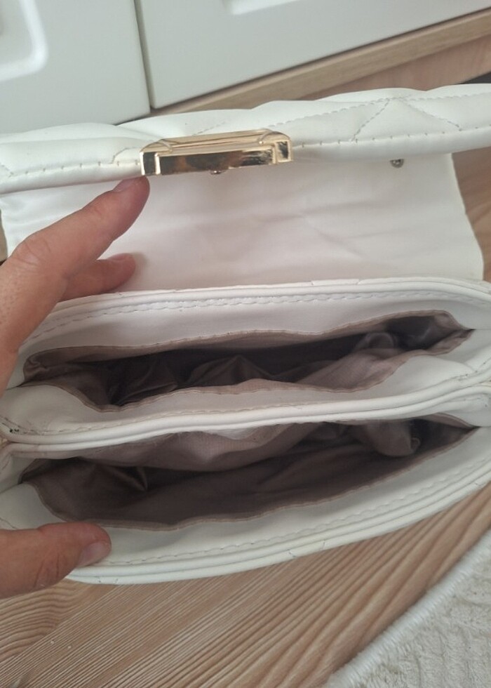 Kadin Beyaz Kol Cantasi - Görsel 4