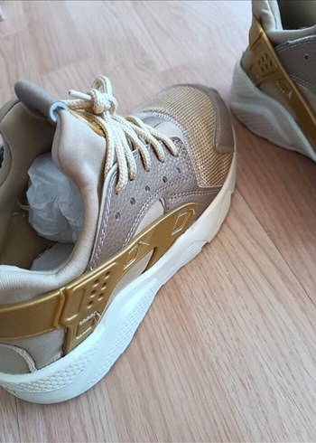 Bej Bağcıklı Kadın Spor Ayakkabı huarch - Görsel 2