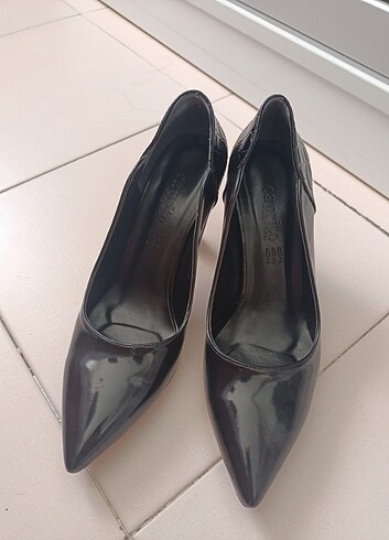 Mango Mango Siyah Topuklu Stiletto