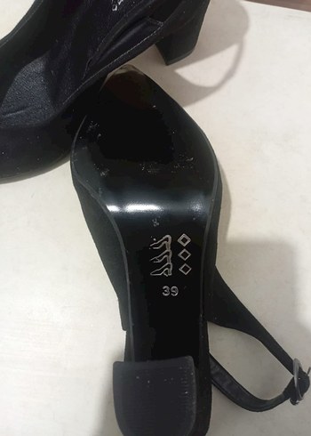 Diger Gri Yılan Desenli Tokalı Topuklu Kadın Ayakkabı - Görsel 5