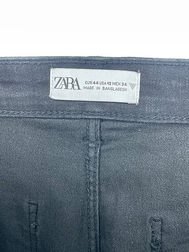 44 Beden siyah Renk Zara Jean / Kot %70 İndirimli.