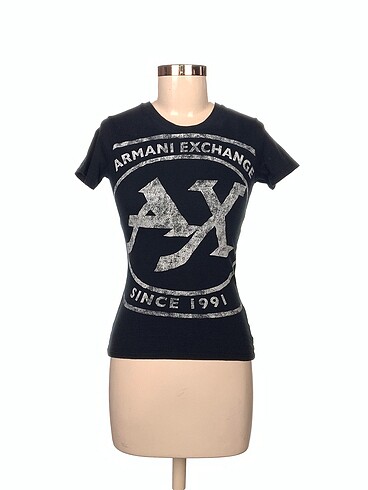 Armani Exchange T-shirt %70 İndirimli.