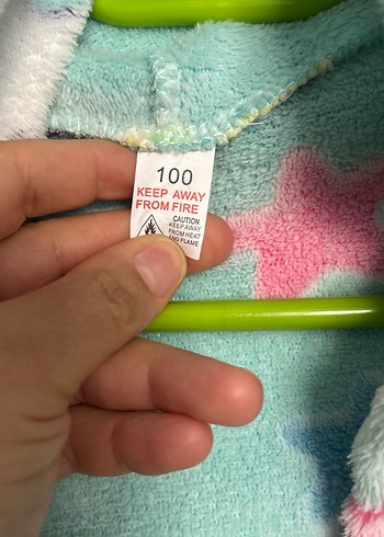 Çocuklar için Yumuşak Yıldız Desenli Bornoz - Görsel 3