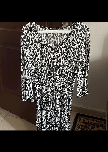 Uzun Kollu Zebra Desenli Kadın Elbise
