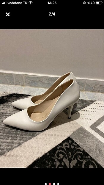 Diğer beyaz stiletto