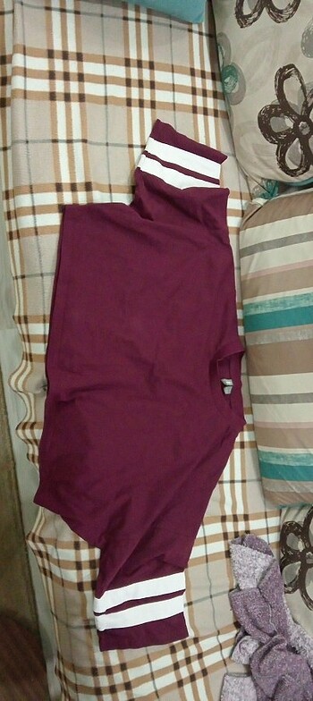 Bordo Çizgili Crop Tişört