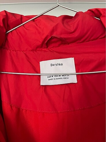 Bershka Kırmızı mont