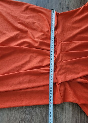 Kırmızı Midi  Elbise V Yaka Drapeli - Görsel 5