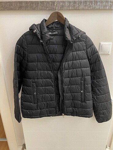 Mont /Zara