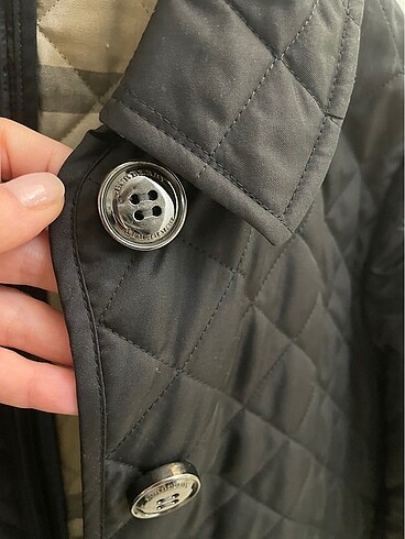 m Beden Mont /BURBERRY