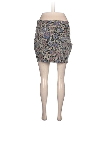 38 Beden Pull and Bear Mini Etek %70 İndirimli.