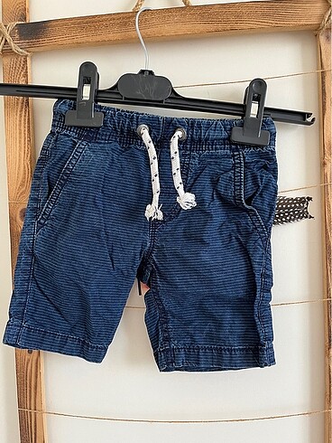 H&M ADET 100TL