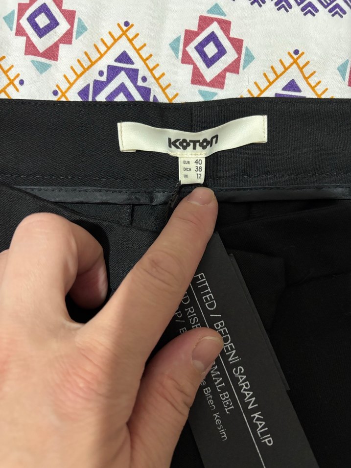 Siyah Kadın Kumaş Pantolon - Görsel 2