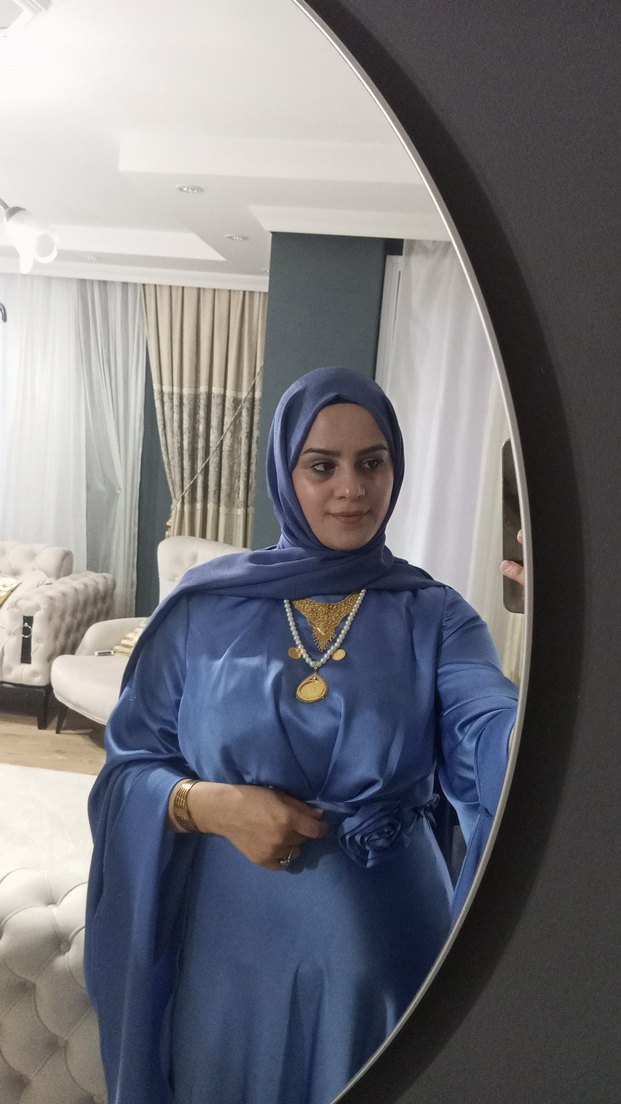 Mavi Uzun Drapeli Kadın Elbise 169 boy 80 kgye kadar oluyo - Görsel 5